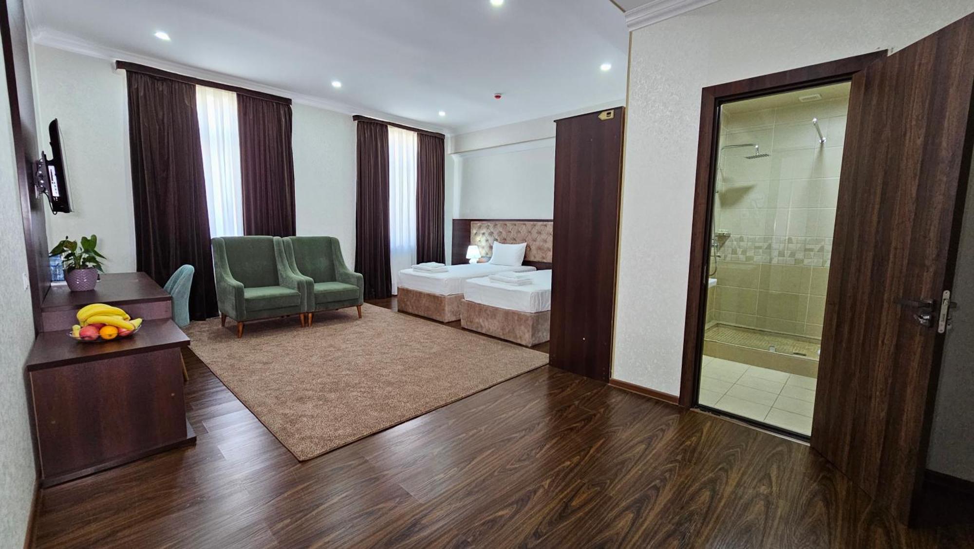 Grand Turon Plaza Hotel Tașkent Exterior foto